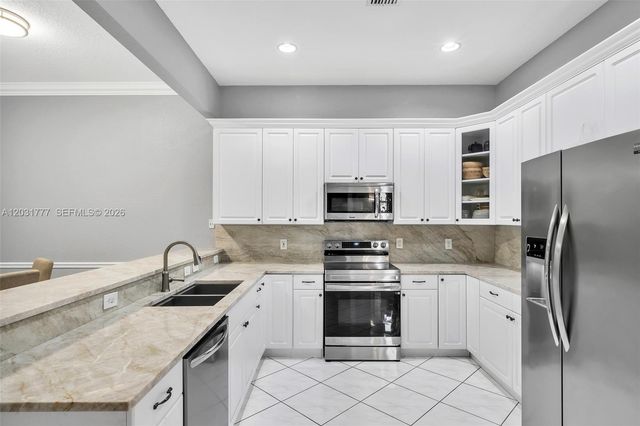 8908 NW 40th St, Coral Springs, FL 33065