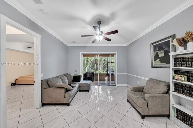 8908 NW 40th St, Coral Springs, FL 33065