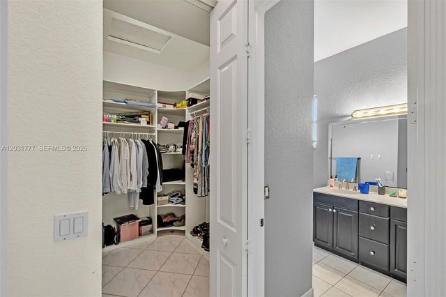 8908 NW 40th St, Coral Springs, FL 33065