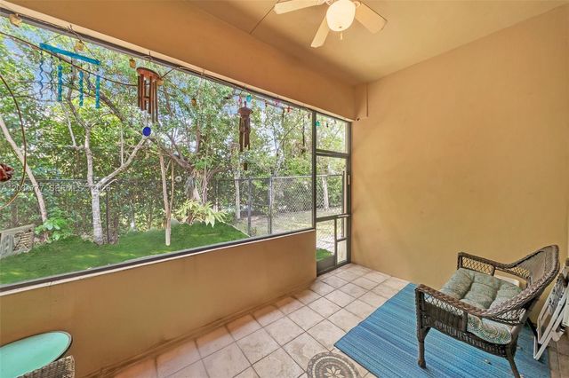 8908 NW 40th St, Coral Springs, FL 33065