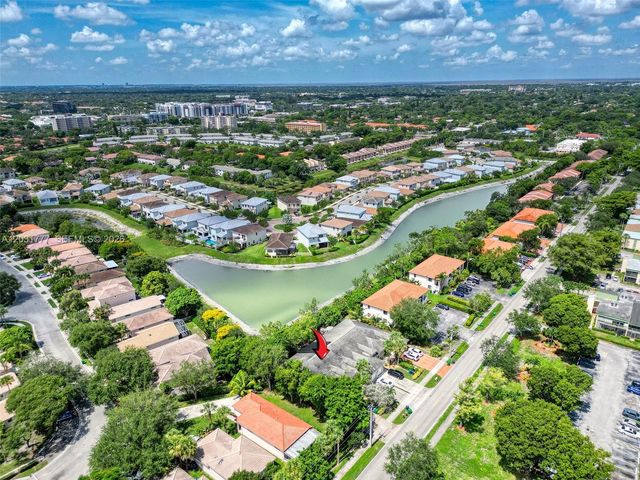 8908 NW 40th St, Coral Springs, FL 33065