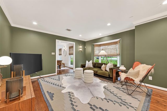 426 W Gaywood Drive, Houston, TX 77079