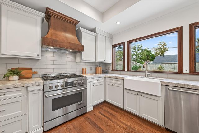 426 W Gaywood Drive, Houston, TX 77079