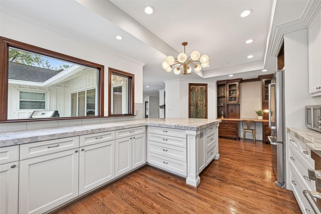 426 W Gaywood Drive, Houston, TX 77079