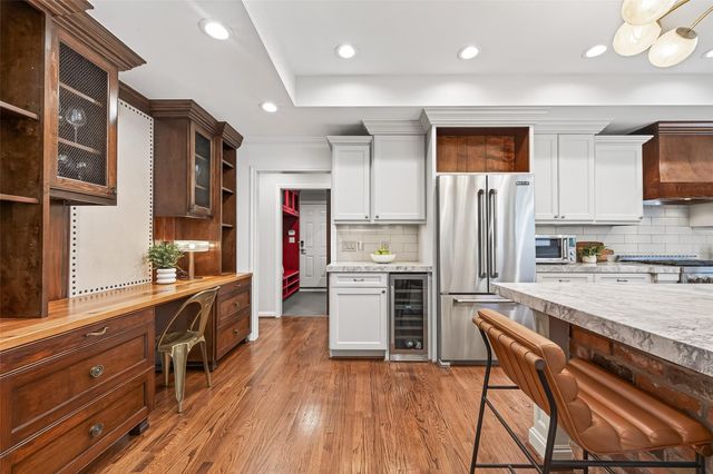 426 W Gaywood Drive, Houston, TX 77079