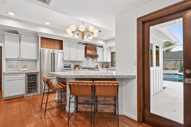 426 W Gaywood Drive, Houston, TX 77079