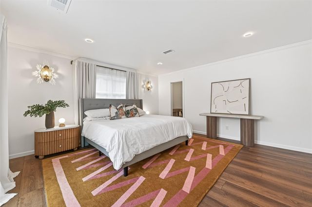 426 W Gaywood Drive, Houston, TX 77079