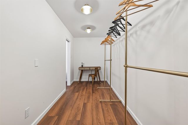 426 W Gaywood Drive, Houston, TX 77079