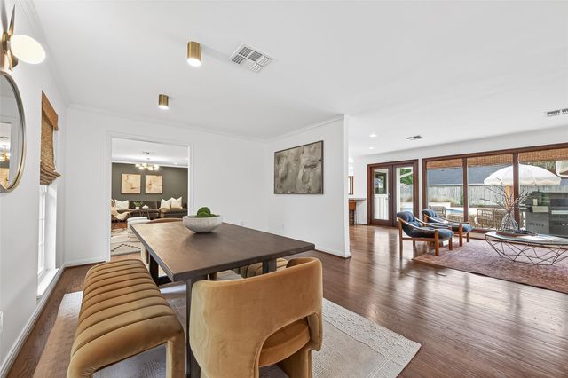 426 W Gaywood Drive, Houston, TX 77079