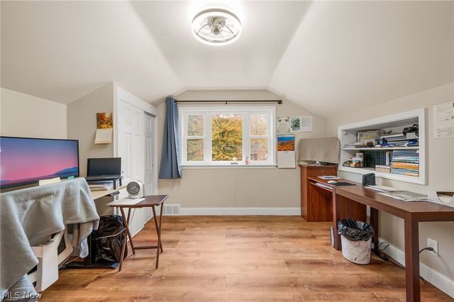 5234 Erwin Street, Maple Heights, OH 44137