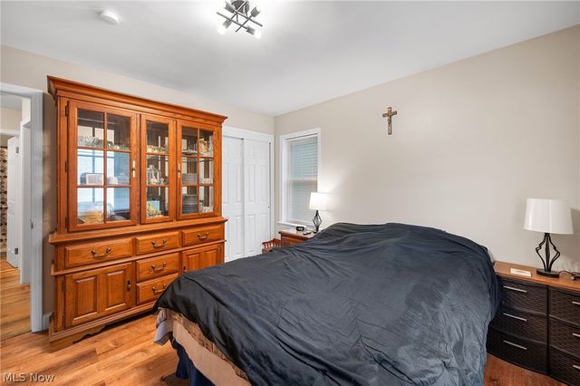 5234 Erwin Street, Maple Heights, OH 44137