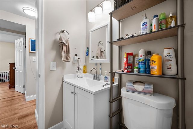 5234 Erwin Street, Maple Heights, OH 44137