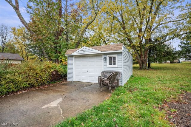 5234 Erwin Street, Maple Heights, OH 44137