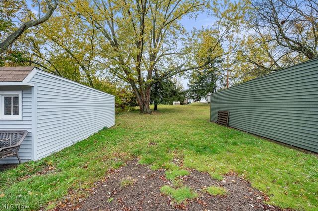 5234 Erwin Street, Maple Heights, OH 44137