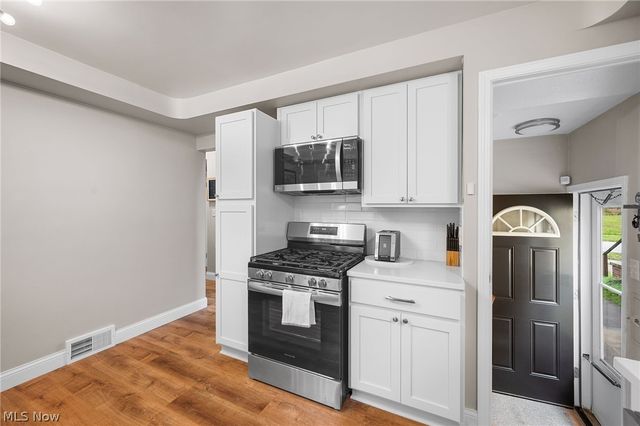 5234 Erwin Street, Maple Heights, OH 44137