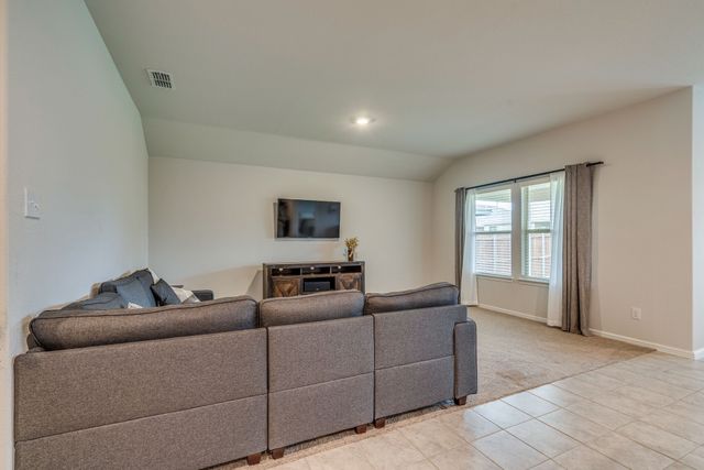 16625 Portage Street, Justin, TX 76247