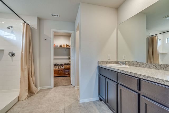 16625 Portage Street, Justin, TX 76247