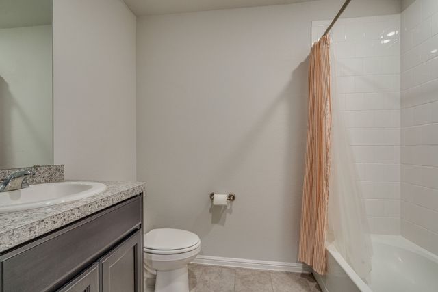 16625 Portage Street, Justin, TX 76247