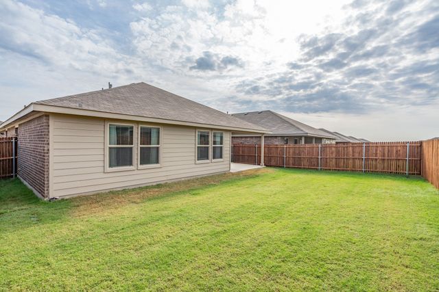 16625 Portage Street, Justin, TX 76247