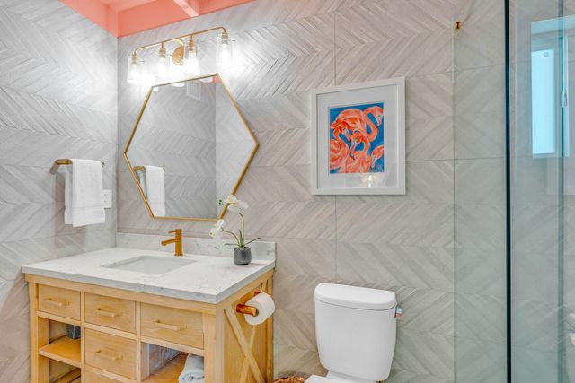 290 4th Street, Key Colony, FL 33051