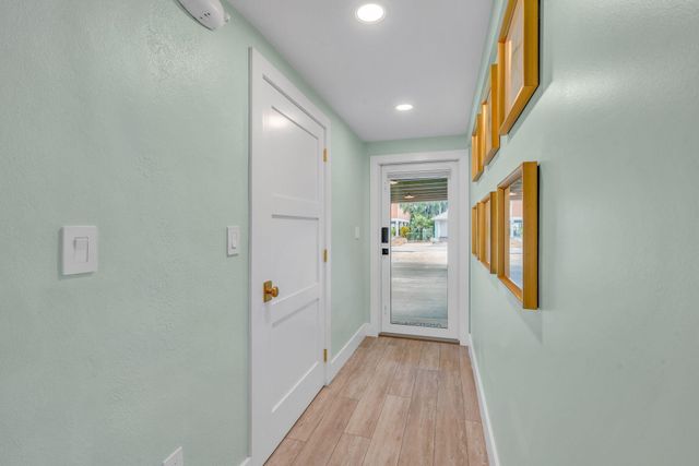 290 4th Street, Key Colony, FL 33051