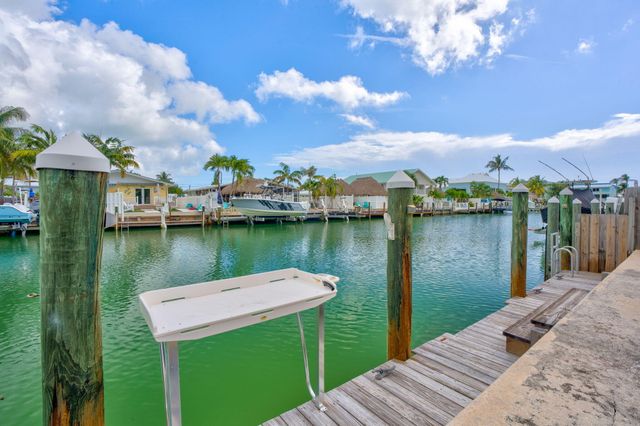 290 4th Street, Key Colony, FL 33051