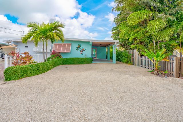 290 4th Street, Key Colony, FL 33051