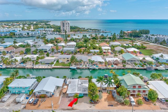 290 4th Street, Key Colony, FL 33051