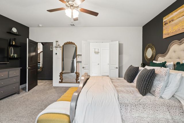 11208 Canyon Mine Drive, Aubrey, TX 76227