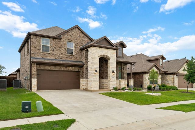 11208 Canyon Mine Drive, Aubrey, TX 76227