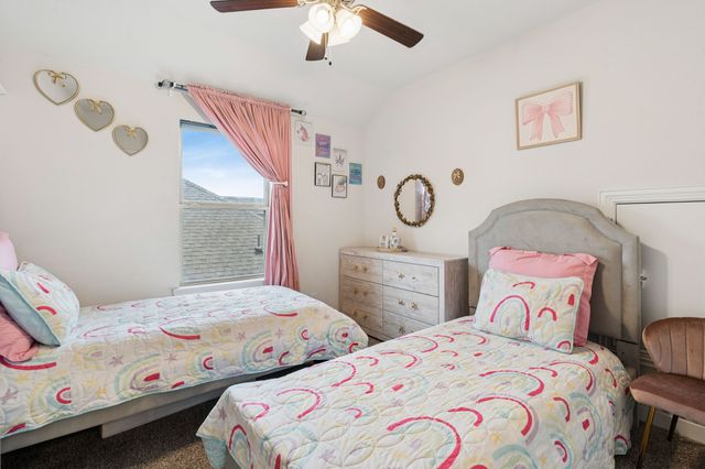 11208 Canyon Mine Drive, Aubrey, TX 76227