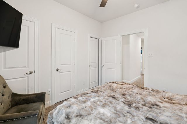 11208 Canyon Mine Drive, Aubrey, TX 76227