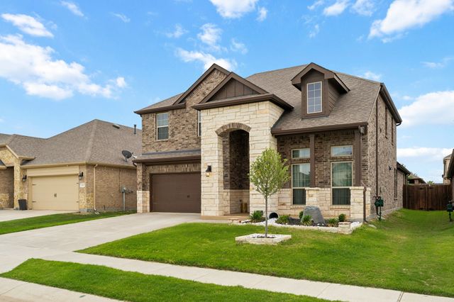 11208 Canyon Mine Drive, Aubrey, TX 76227