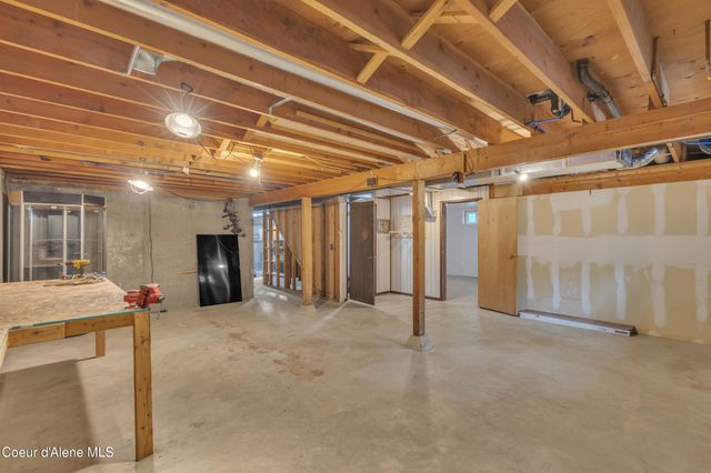 222 S Ross Point Rd, Post Falls, ID 83854