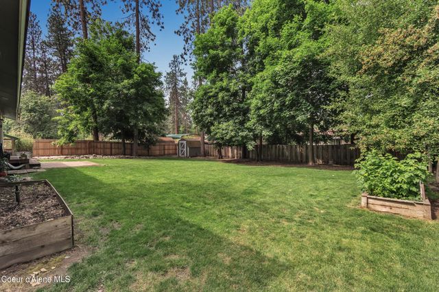 222 S Ross Point Rd, Post Falls, ID 83854