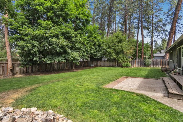 222 S Ross Point Rd, Post Falls, ID 83854