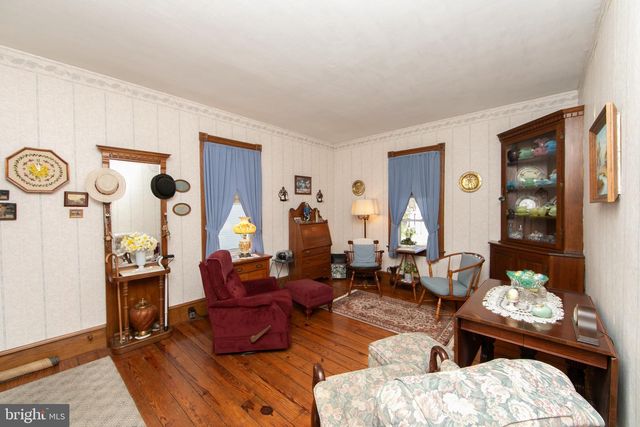 333 BROAD ST, Elmer, NJ 08318