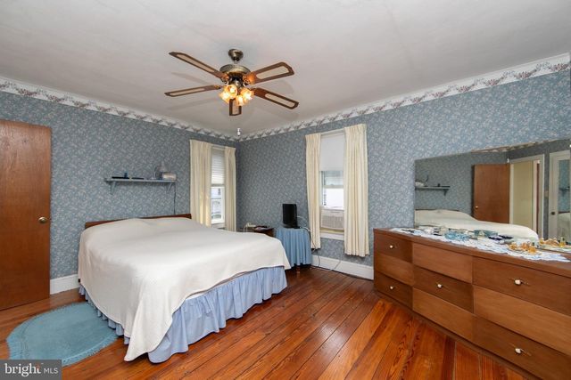 333 BROAD ST, Elmer, NJ 08318