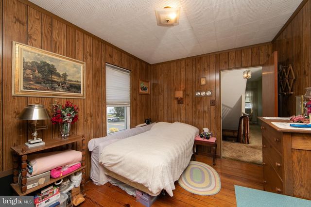 333 BROAD ST, Elmer, NJ 08318