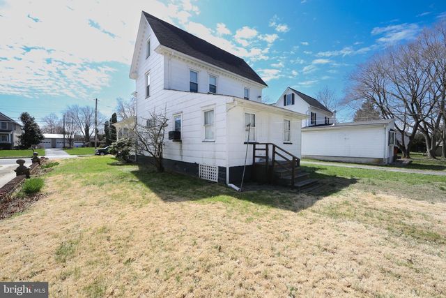 333 BROAD ST, Elmer, NJ 08318