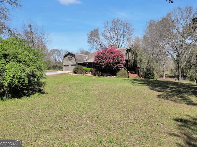 330 Country Kitchen Road, Barnesville, GA 30204