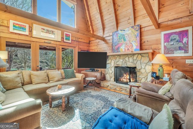 330 Country Kitchen Road, Barnesville, GA 30204