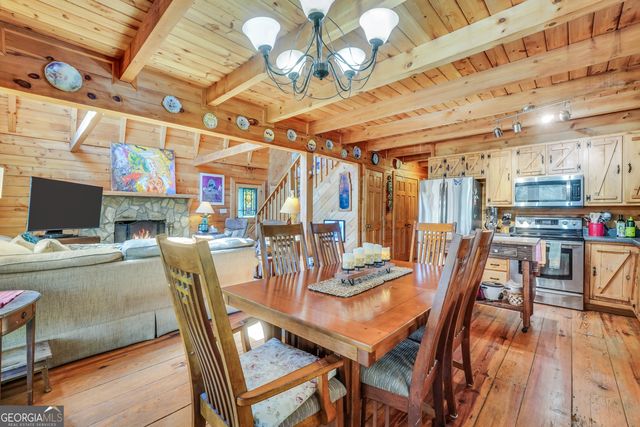 330 Country Kitchen Road, Barnesville, GA 30204