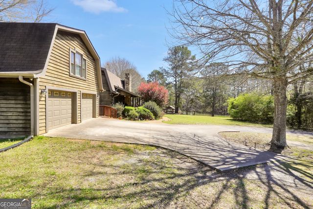 330 Country Kitchen Road, Barnesville, GA 30204