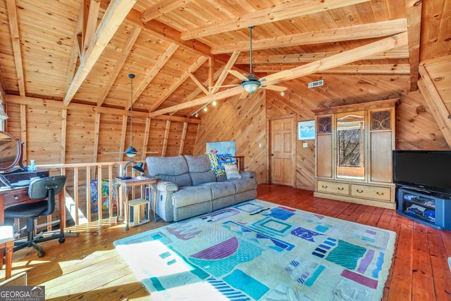 330 Country Kitchen Road, Barnesville, GA 30204