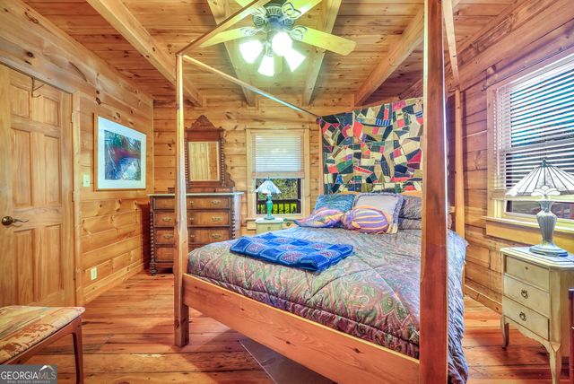 330 Country Kitchen Road, Barnesville, GA 30204