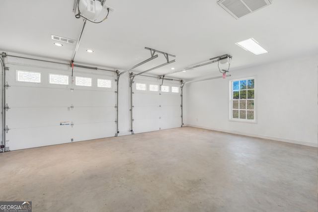 330 Country Kitchen Road, Barnesville, GA 30204