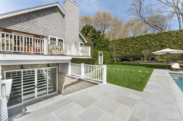 3 Bridies Path, Southampton, NY 11968