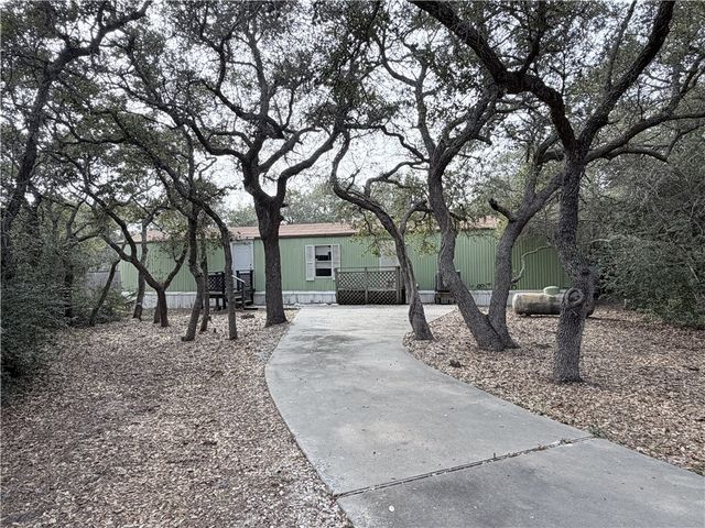 803 Hardee St, Rockport, TX 78382