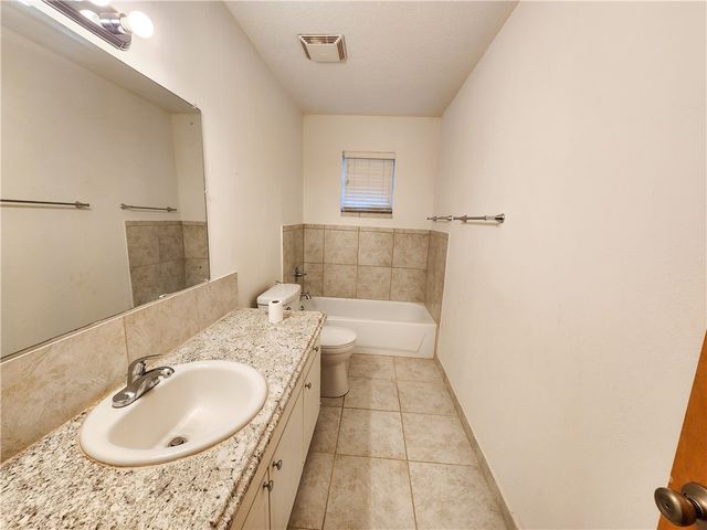 2006 S 16Th, Rogers, AR 72758